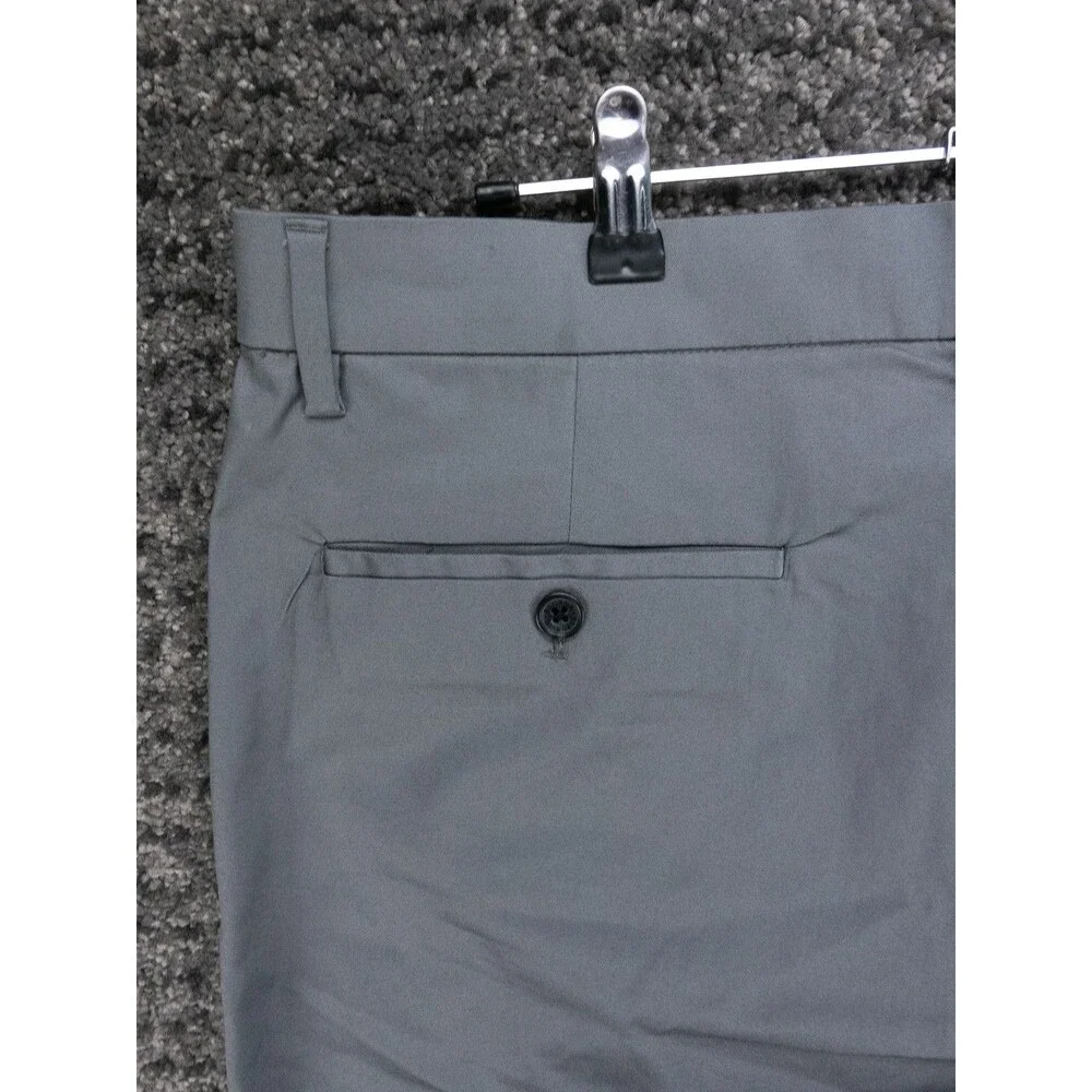 Banana Republic Shorts Mens 34 Inseam 9 Gray Stretch Chino Casual Preppy Golf